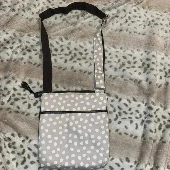 Thirty One Crossbody - Picture 2 of 6